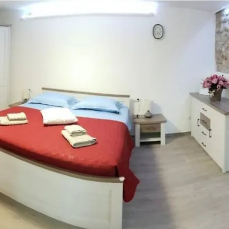 Appartamento House Batisacco Rovigno Esterno foto