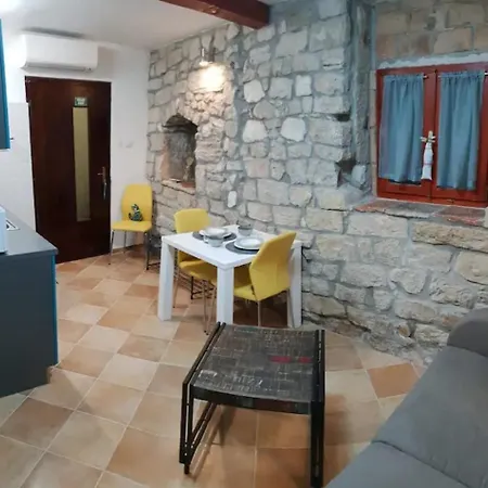 Appartamento House Batisacco Rovigno Esterno foto