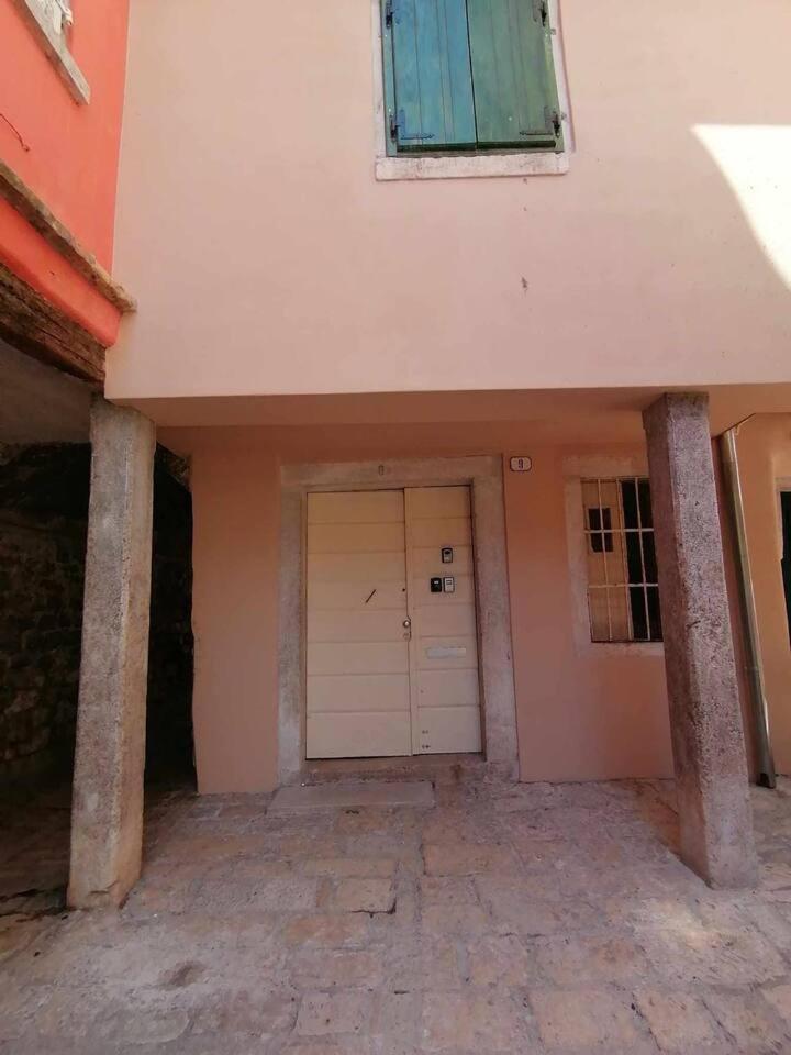 Apartament House Batisacco *